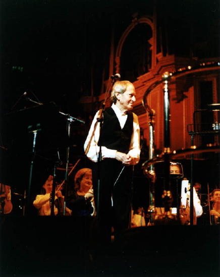 barrycon3.jpg, 51378 bytes, 22-11-2001